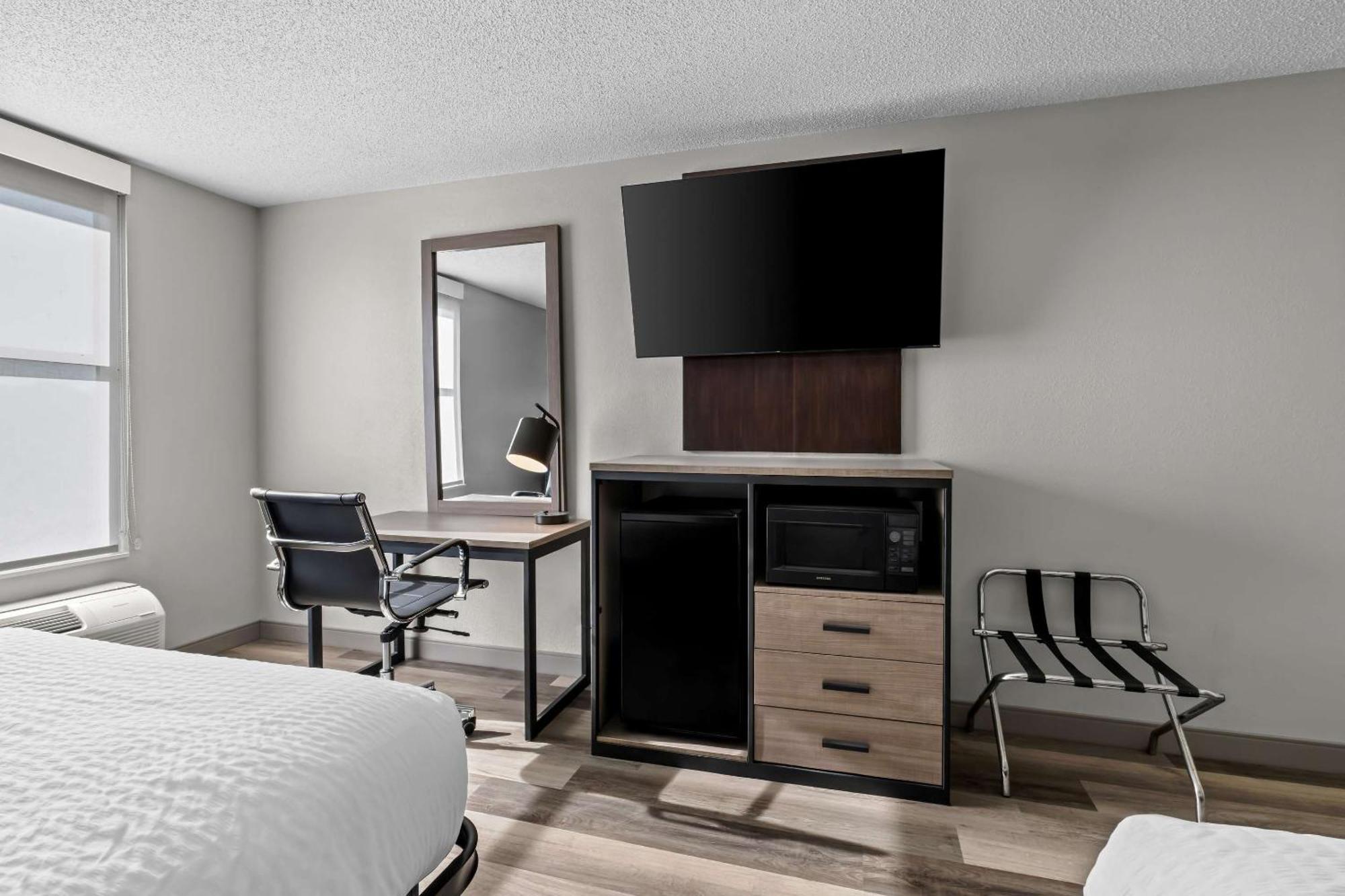 Hotel Clarion Pointe Archdale Exterior foto