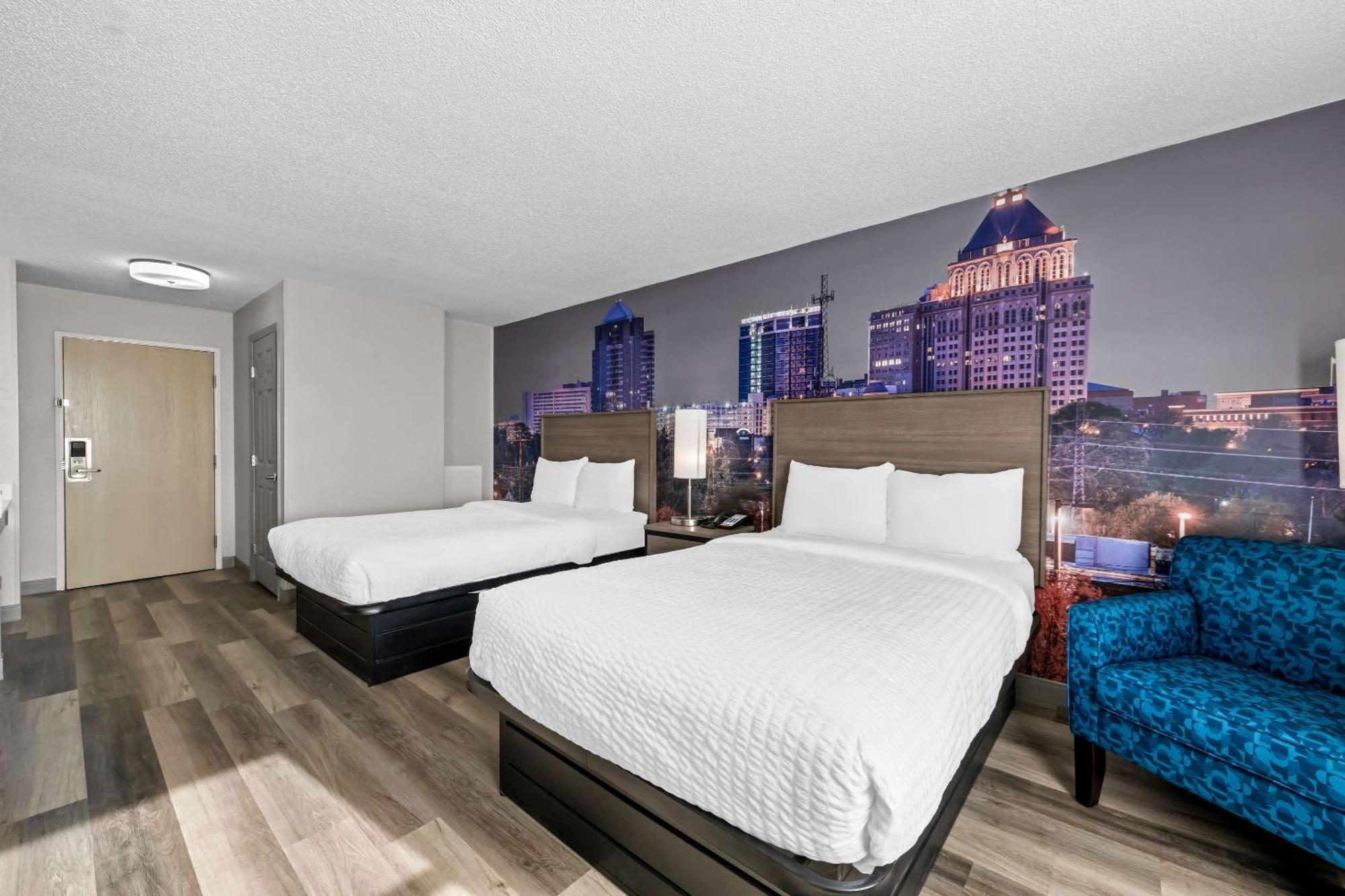 Hotel Clarion Pointe Archdale Exterior foto