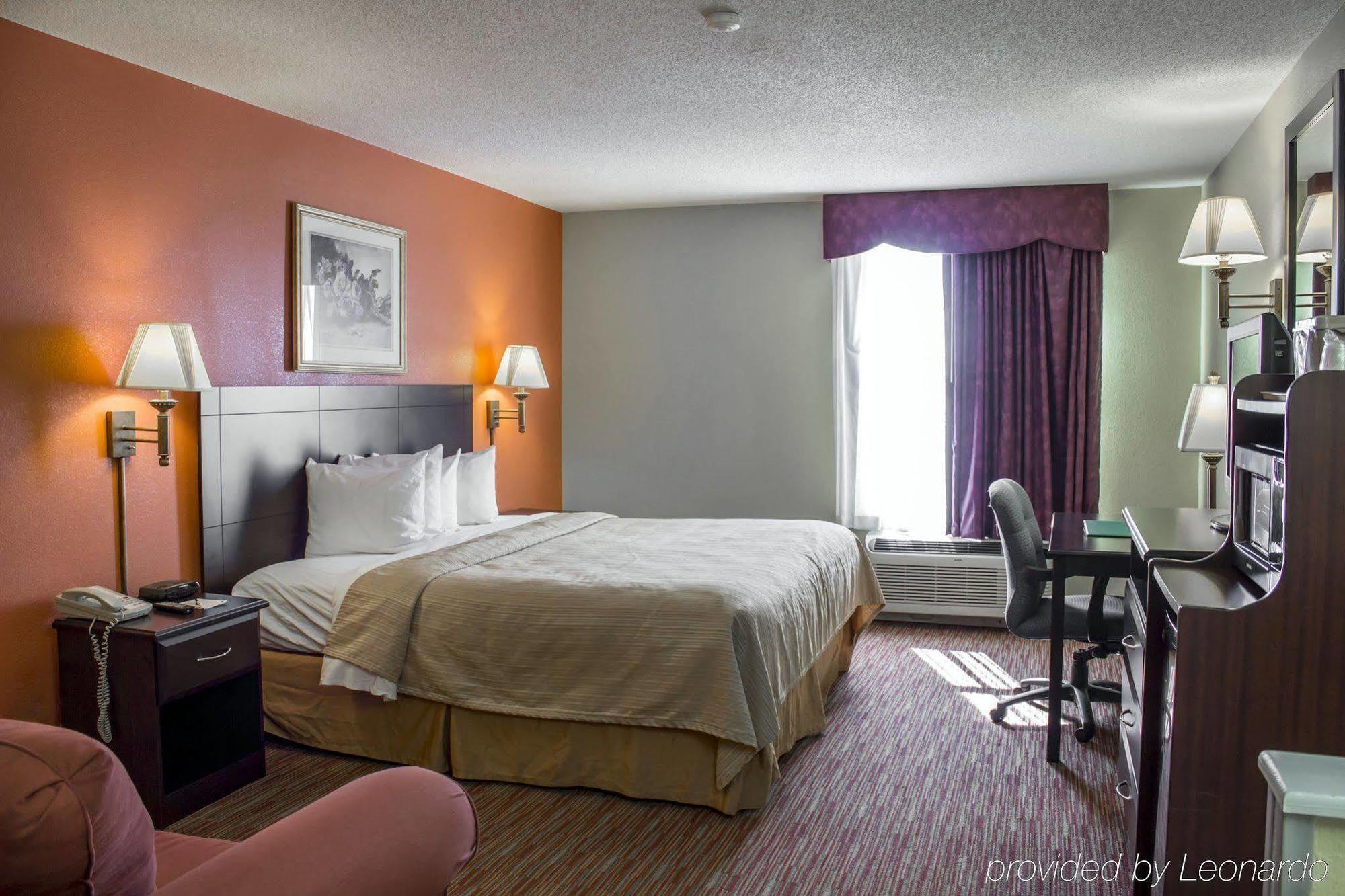 Hotel Clarion Pointe Archdale Exterior foto