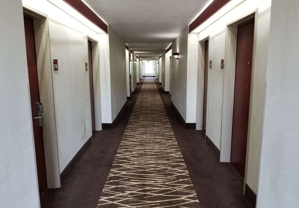 Hotel Clarion Pointe Archdale Servicios foto