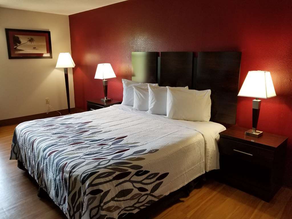 Hotel Clarion Pointe Archdale Habitación foto